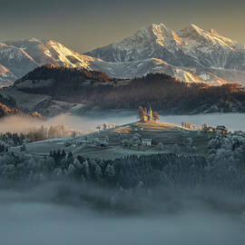 Slovenia by Piotr Skrzypiec