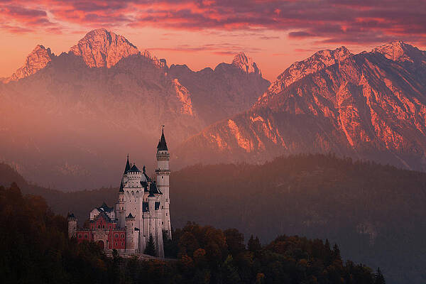 Wall Art - Photograph - Red Morning Above The Castle by Daniel ?e?icha