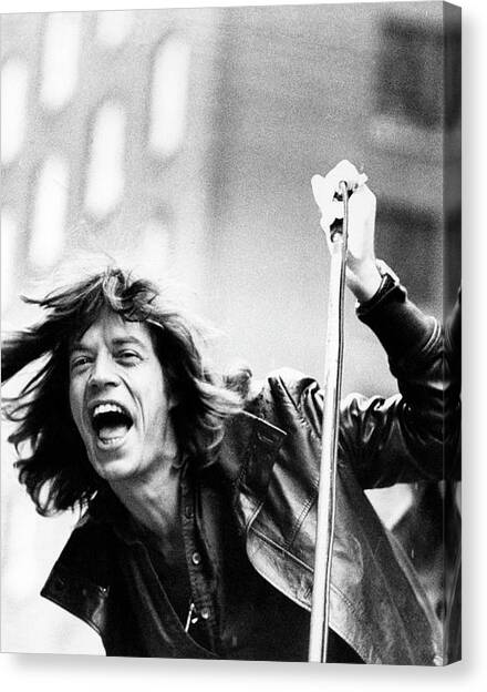 Rolling Stones On Fifth Avenue Canvas Print